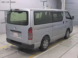 Toyota Hiace DX PACKAGE 2021