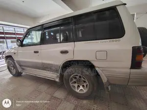 Mitsubishi Pajero 1998