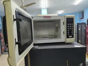 Whirlpool micro-oven 25 liter.