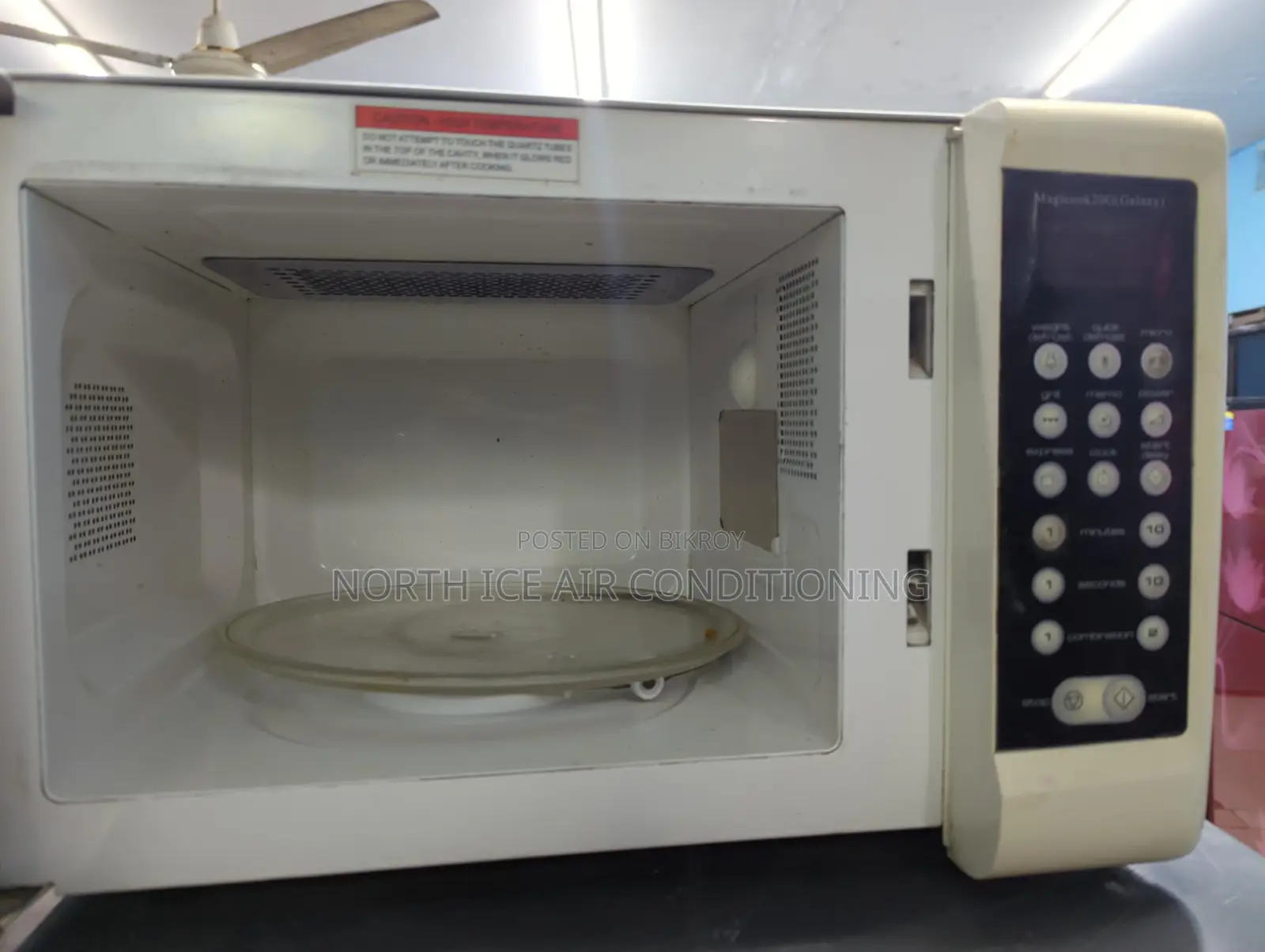 Whirlpool micro-oven 25 liter.