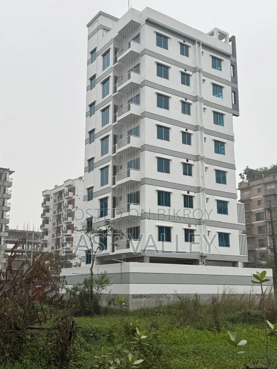 1500 sqft almost ready flat for sale in Bashundhara R/A