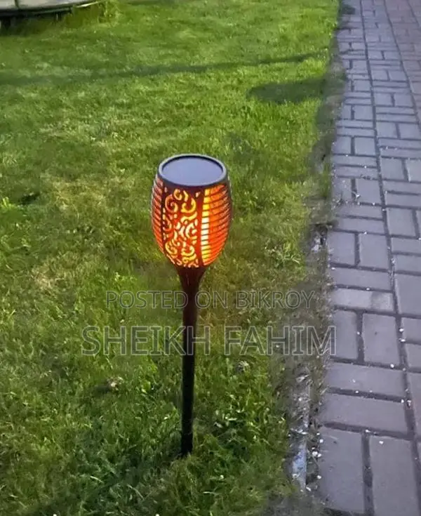 Get 2 Solar Garden Decoration Lights or Home Torches