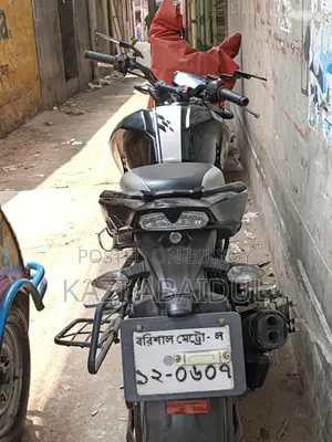 TVS Apache RTR . 2023