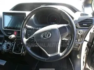 Toyota Noah SI WXB NON HYBRID 2020
