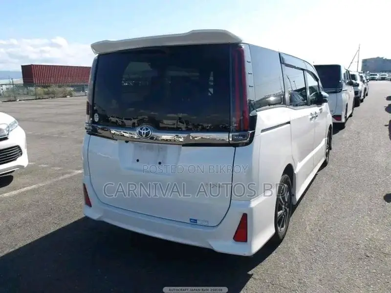 Toyota Noah SI WXB NON HYBRID 2020