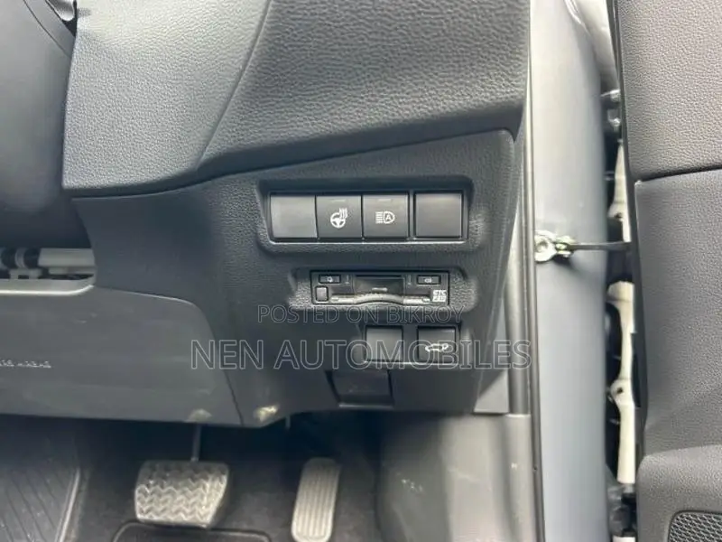 Toyota Corolla Cross Z লেদার নিউ শেপ ২০২৫