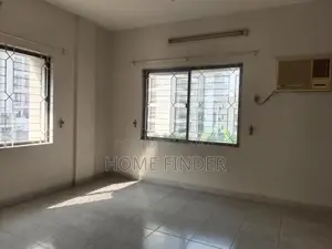 উত্তর গুলশানে ৩২০০ বর্গফুটের ৪ বেডরুমের আন-ফার্নিশড অ্যাপার্টমেন্ট ভাড়া হবে