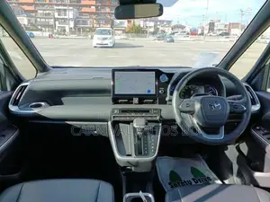 Toyota Noah S-Z PACKAGE HYBRID 2023