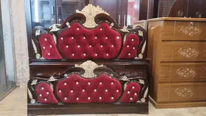 NEW BED 5/7 FEET VELVET. M # 5569