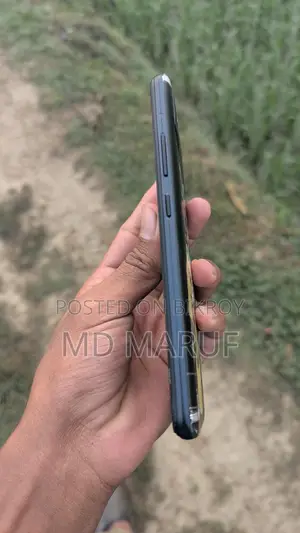 Realme C21Y . (ব্যবহৃত)
