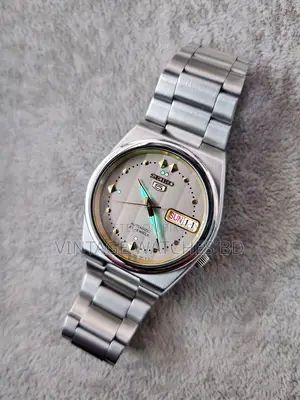 SEIKO 5 অটোমেটিক গ্রে এনগ্রেভড ডায়াল অরিজিনাল জাপান