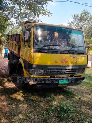 টাটা হাইড্রলিক ট্রাক ২০১৮