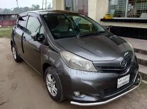 Toyota Vitz 2011