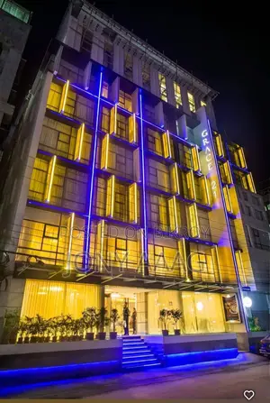 এয়ারপোর্ট রোডে বিলাসবহুল ভবন বিক্রয় হবে