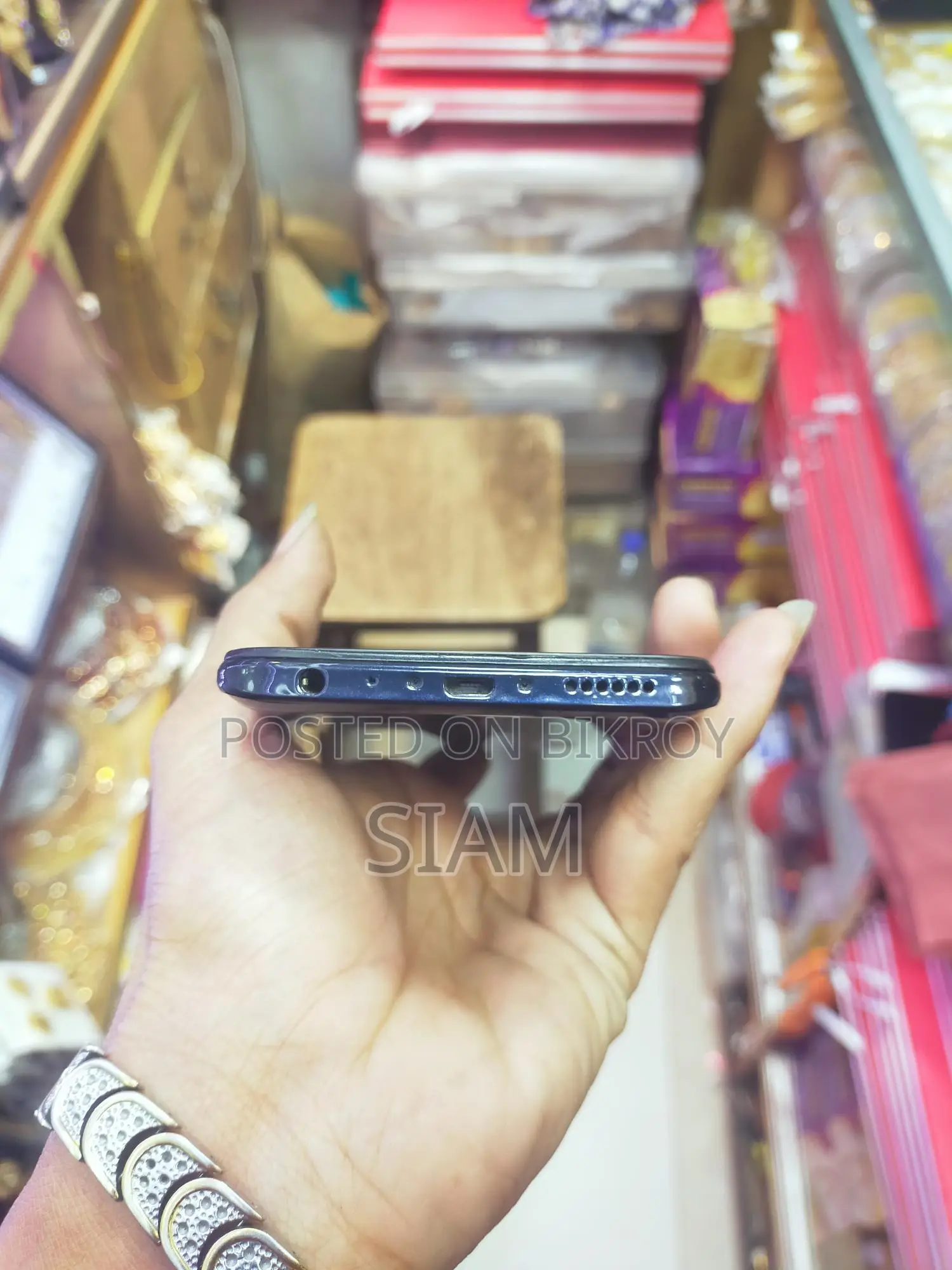 Vivo Y19 4/128GB (Used)