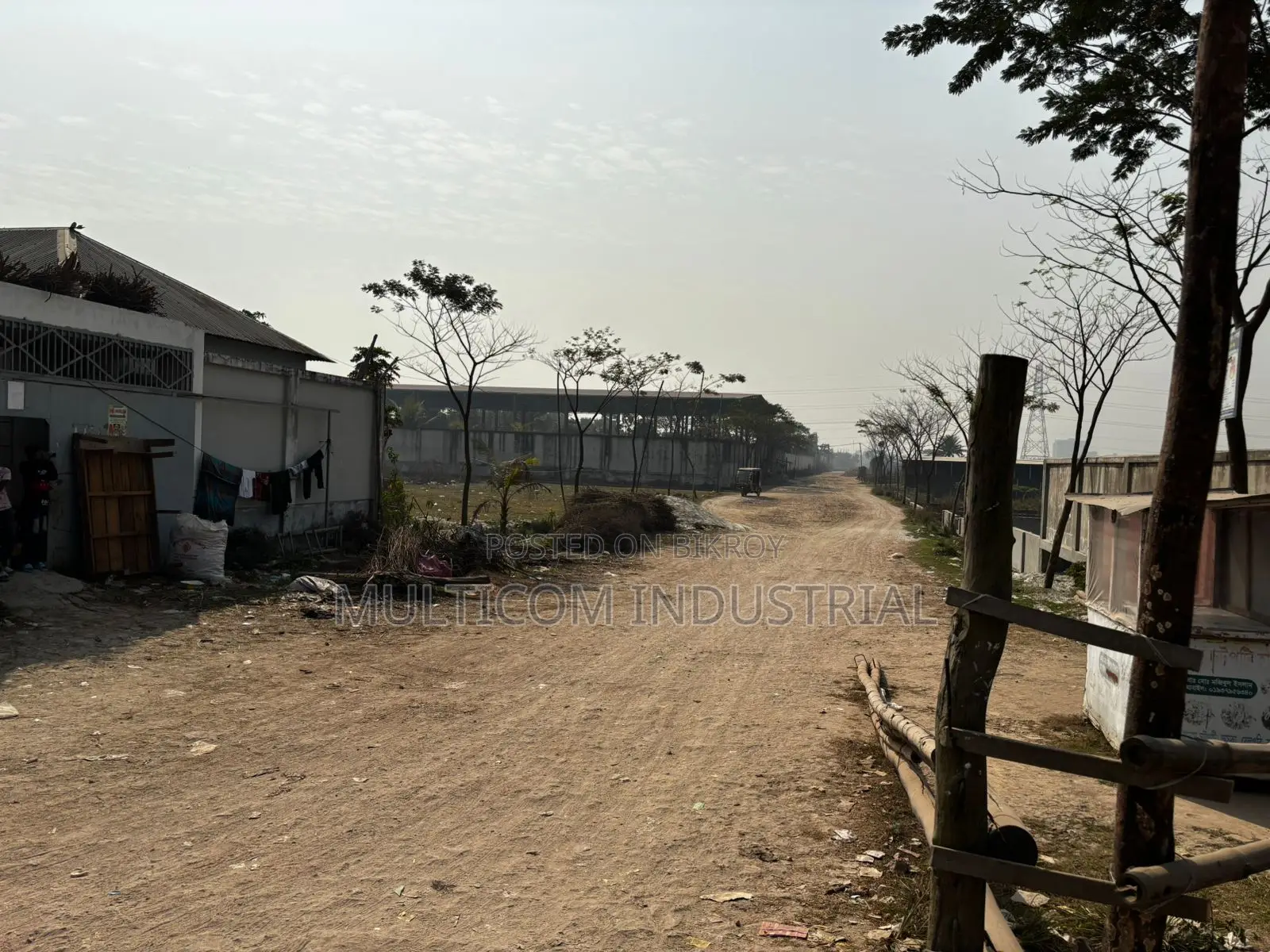 গাজীপুরে ৫৬,০০০ বর্গফুটের নির্মাণাধীন ওয়্যারহাউস শেড