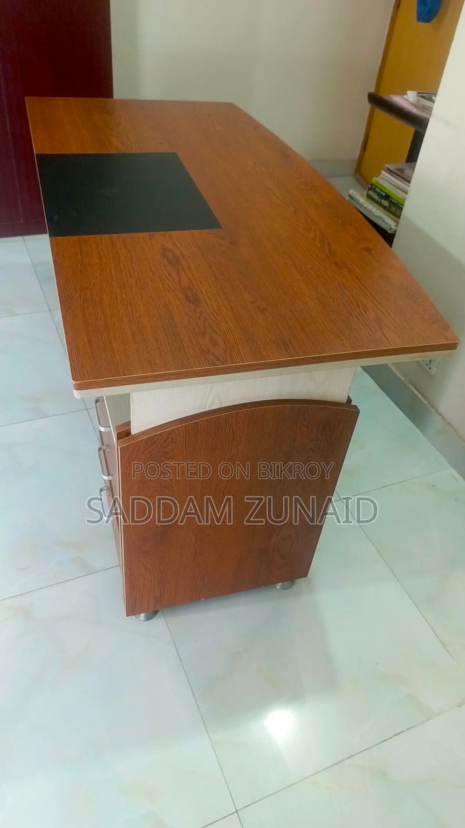 Desk Table