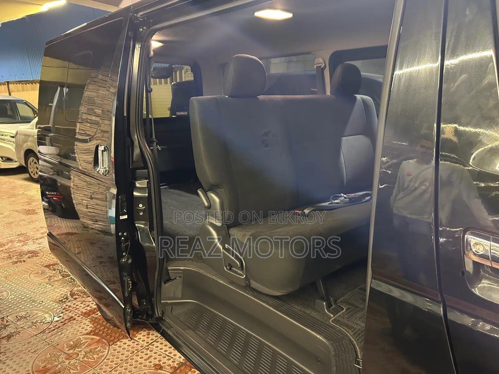 Toyota Hiace SUPER GL BLACK 2020