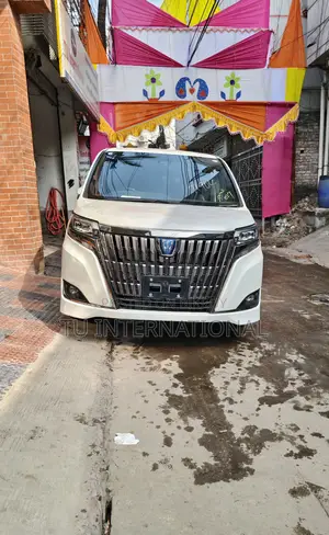 Toyota Esquire GI PREMIUM HYBRID 2020