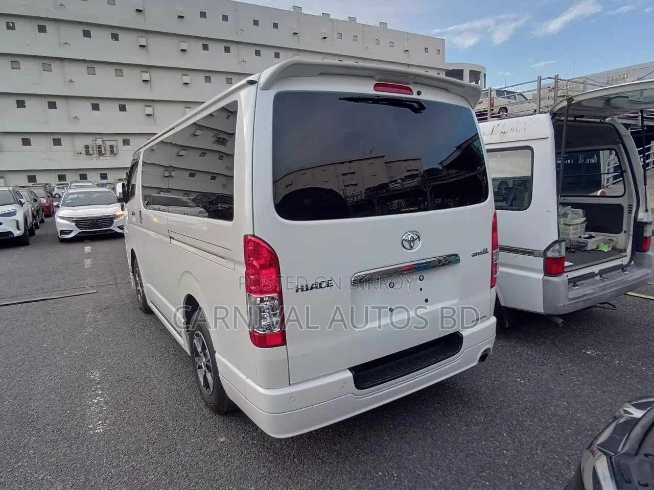 Toyota Hiace SUPER GL DARK PRIME 2023