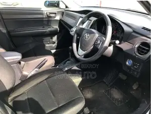 Toyota Axio EX HYBRID 2022