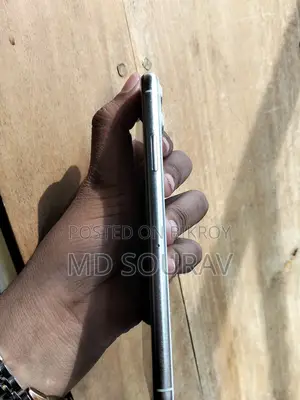 Apple iPhone 11 Pro Max (ব্যবহৃত)