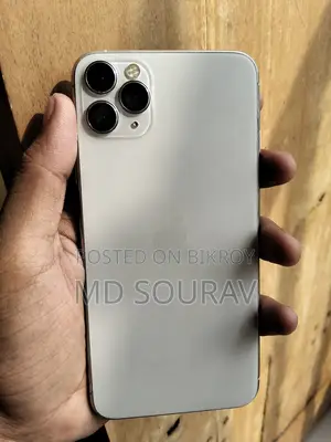 Apple iPhone 11 Pro Max (ব্যবহৃত)