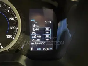 Toyota Corolla Cross Hybrid G Package 2021