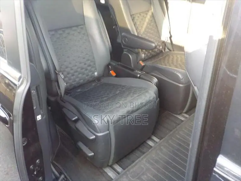 Toyota Voxy sz p a c k g e 2023