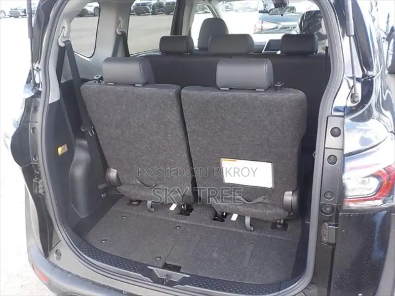 Toyota Sienta G Cuero 2020