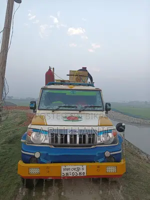 Mahindra Bolero . 2022