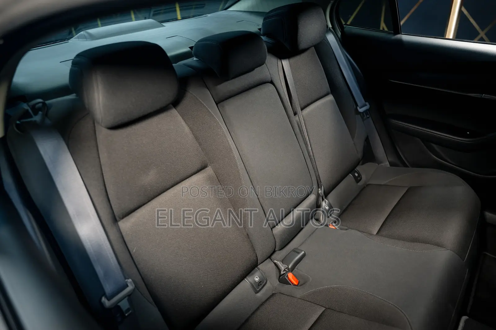 Mazda 3 Sedan S Touring Package 2021
