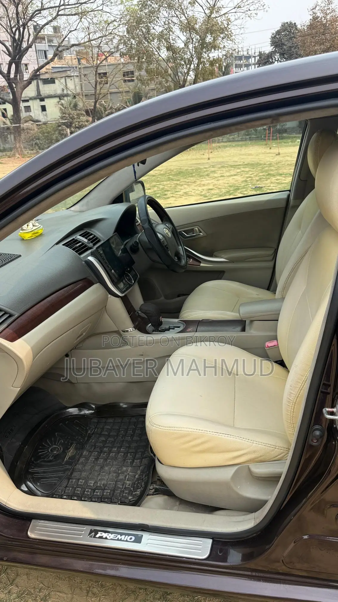 Toyota Premio G-superior 2011