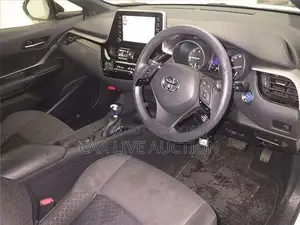 Toyota C-HR Hybrid 2021