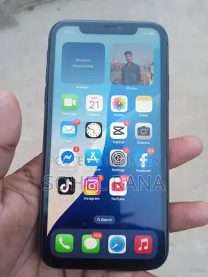 Apple iPhone 11 (Used)