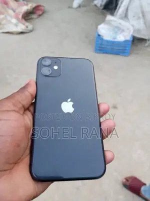 Apple iPhone 11 (Used)