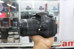 ডিসপ্লে অল ওকে Canon 60D camera with 18-55mm kit Lens