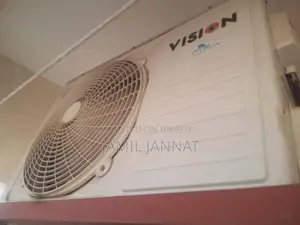 1.5 Ton Split AC – Good Condition Urgent Sale