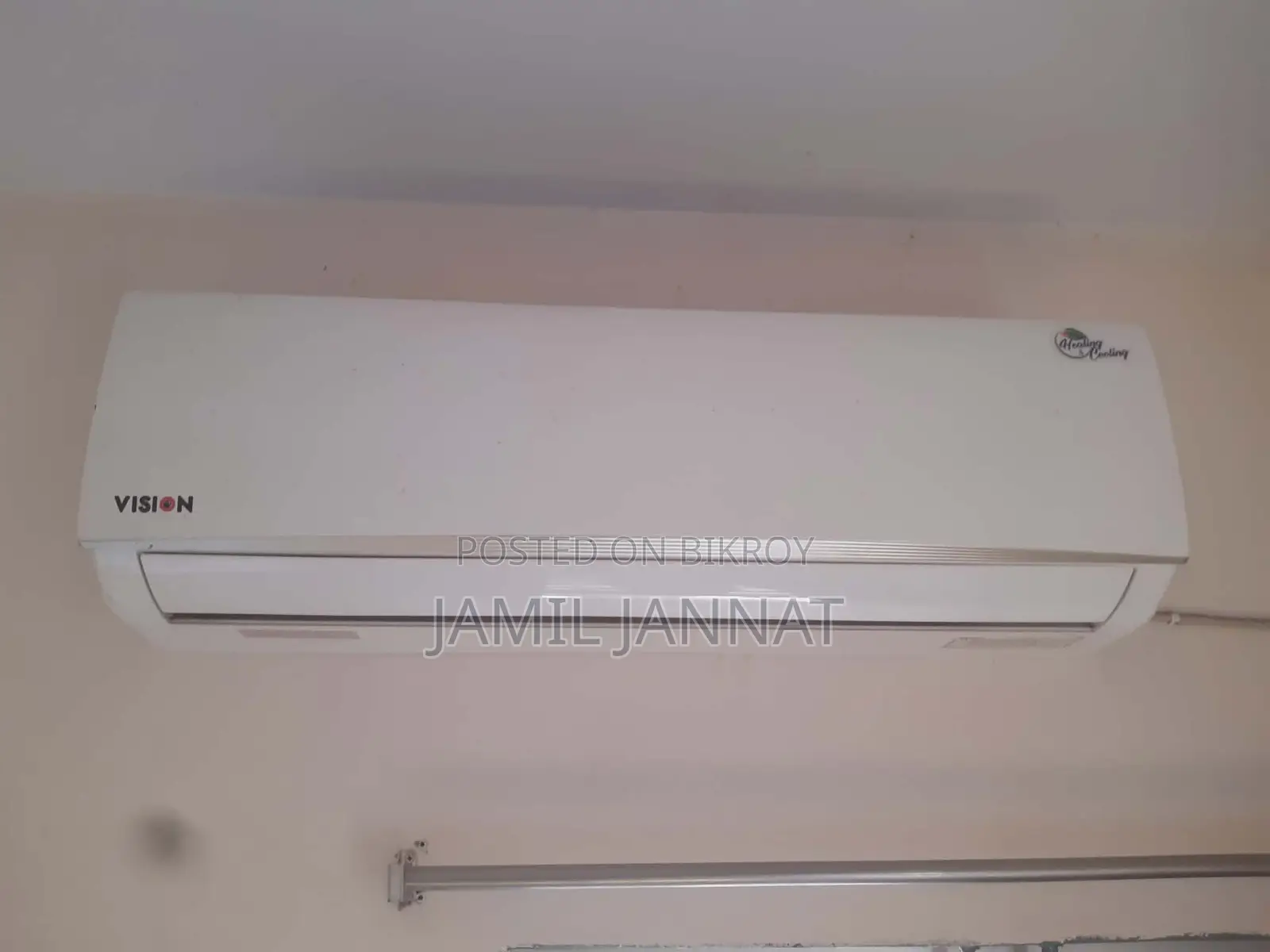 1.5 Ton Split AC – Good Condition Urgent Sale