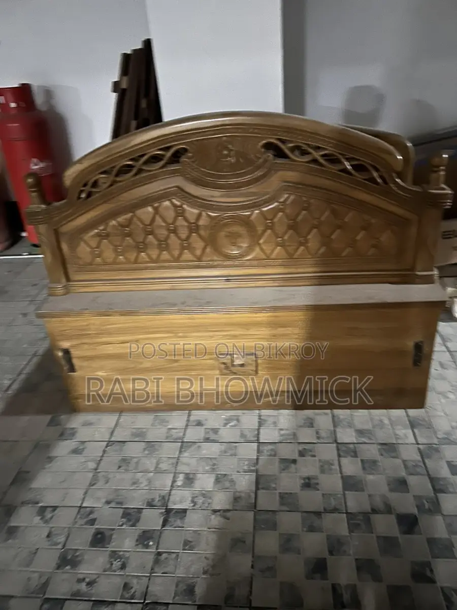 Luxury Teak Wood Bed for Sale
