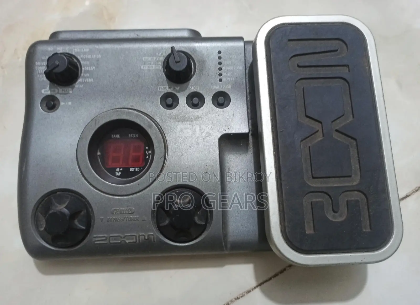 8 Damaged Guitar Processors