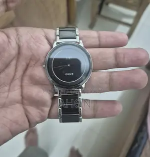 Titan edge watch