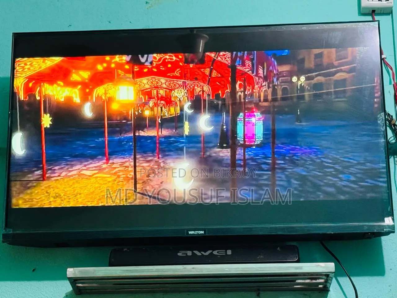 Walton 43-inch TV, barely used