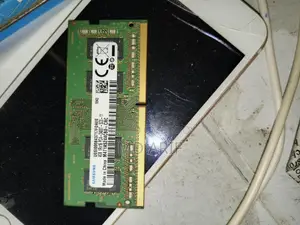 SAMSUNG 4GB DDR4 2400MHz Laptop Ram