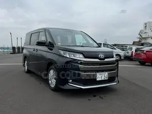 Toyota Noah S-G 2022