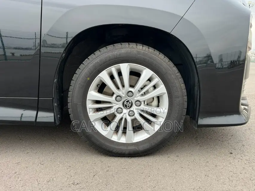 Toyota Noah S-G 2022