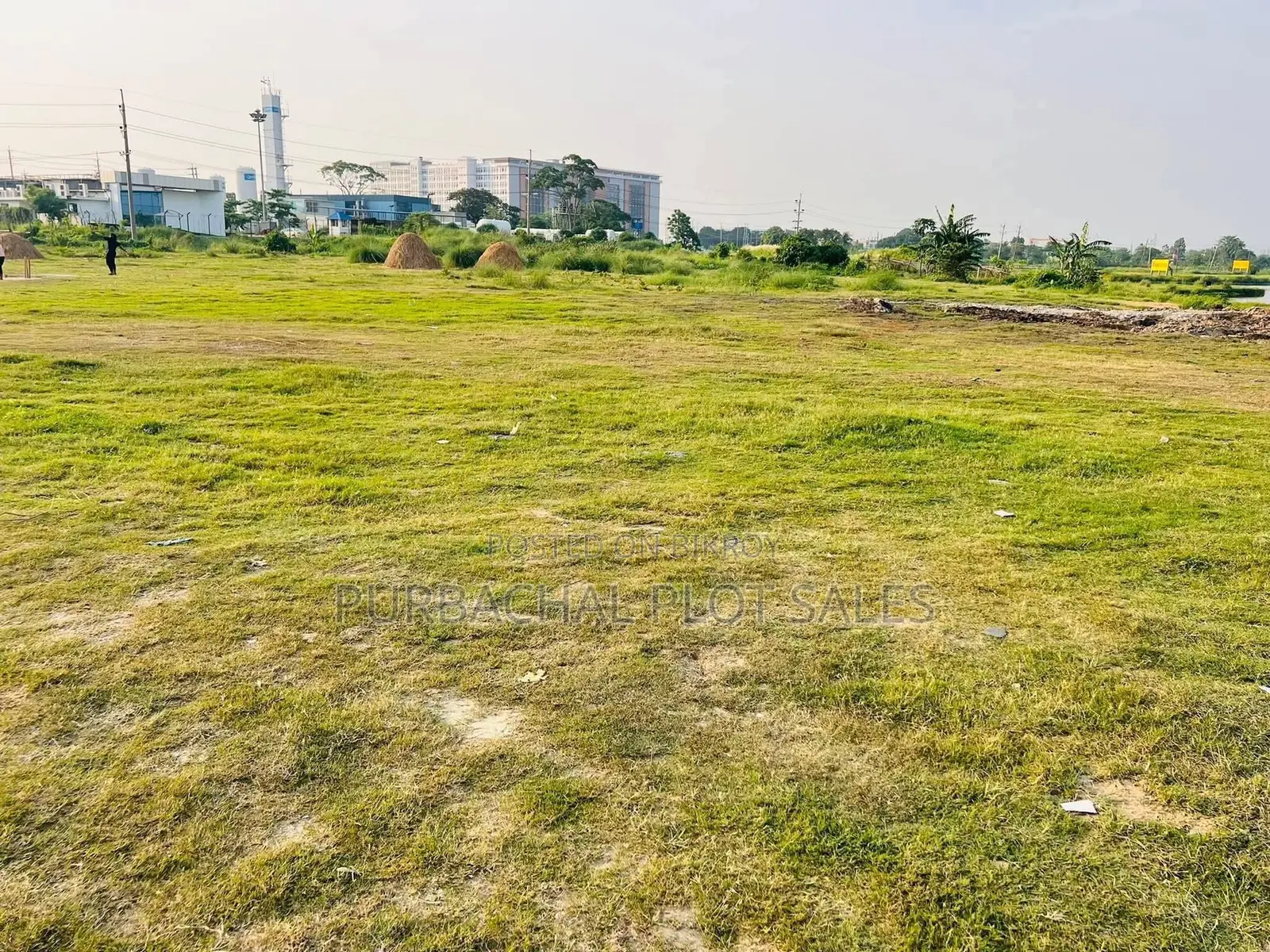 প্লট বিক্রয় চলছে ৩,৫ এবং ১০ কাঠা,পূর্বাচল পাইন সিটি।