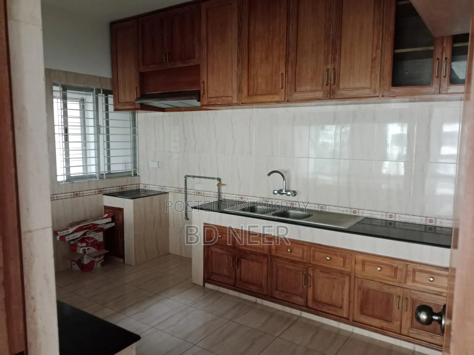 pretty looking 3 Bed room apt rent in Gulshan 2