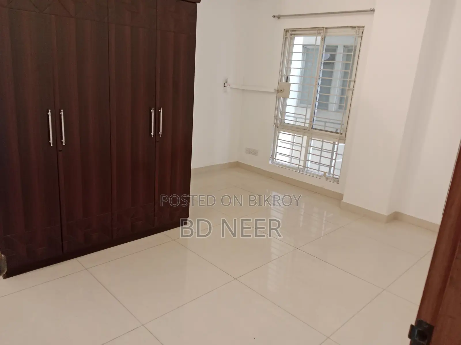pretty looking 3 Bed room apt rent in Gulshan 2