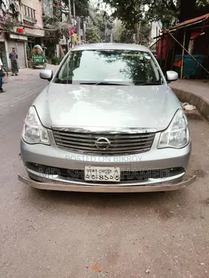 Nissan Bluebird . 2007